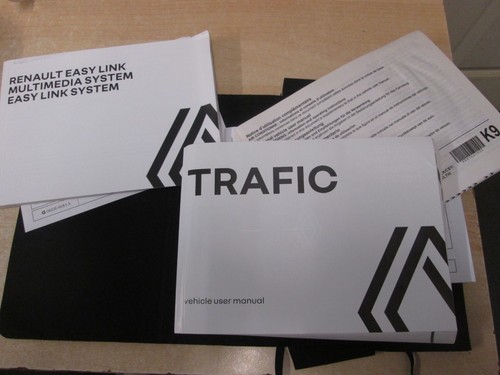 Renault trafic genuine owners - genuine,