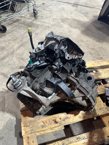 Vauxhall vivaro renault trafic - renault,